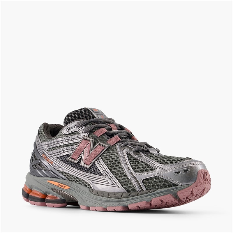 1906R Trainers Dark Silver/Metallic Pink - Image 3