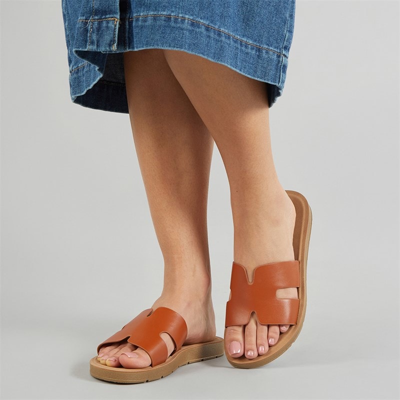 Brave Soul Womens Tina Sandals Tan