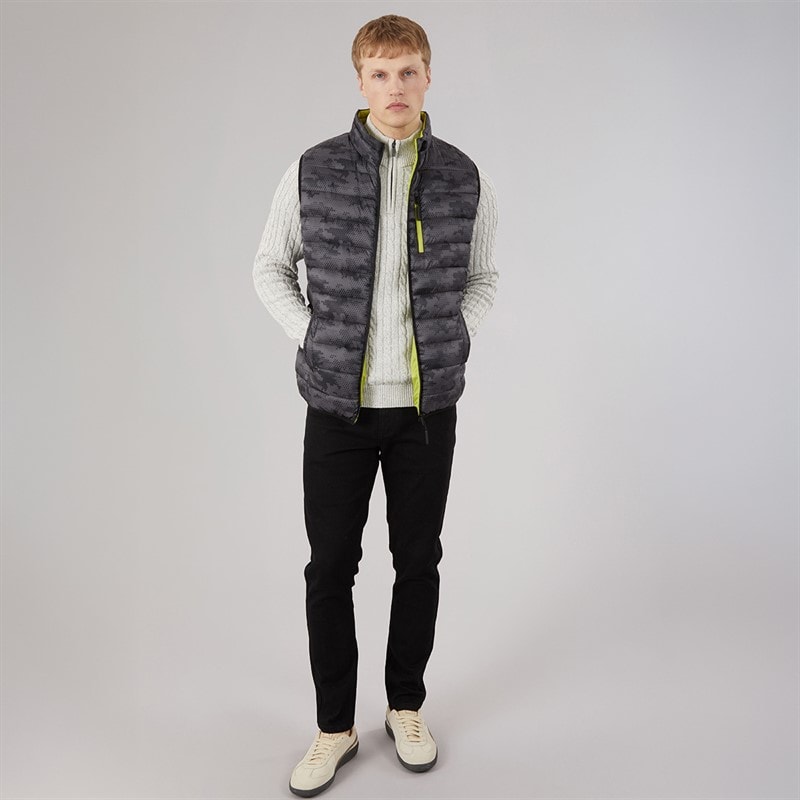 Mens Camo Gattering Gilet Charcoal - Image 4