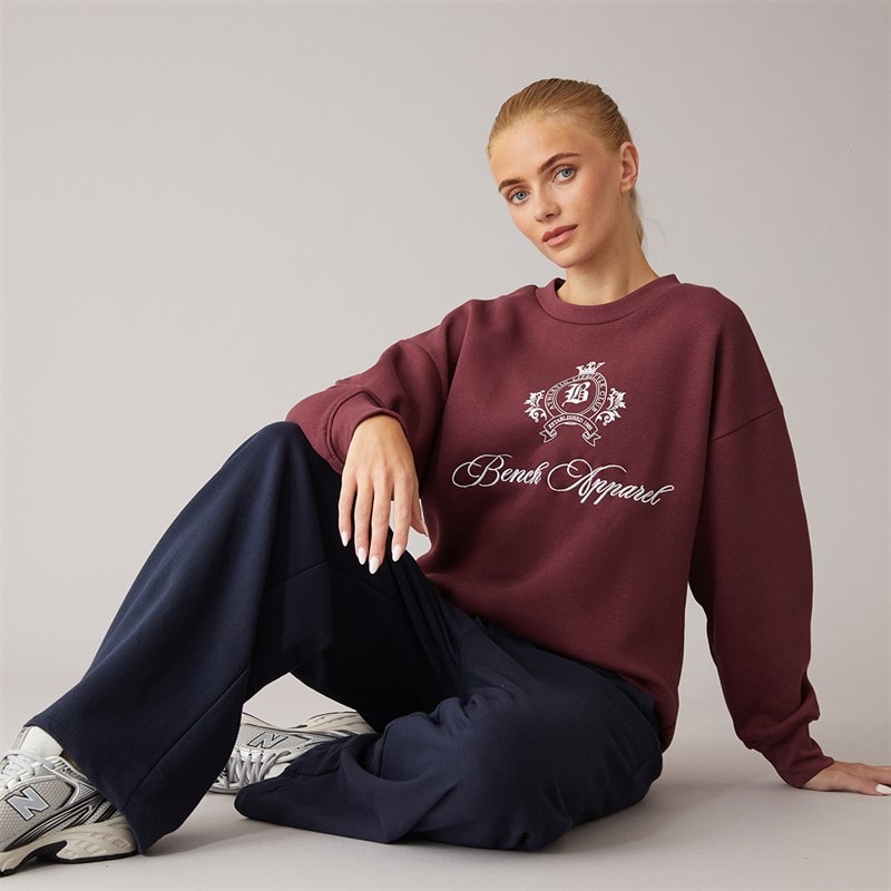 Womens Urna Oversized Crew Sweat With Crest Graphic Cordovan - Image 4