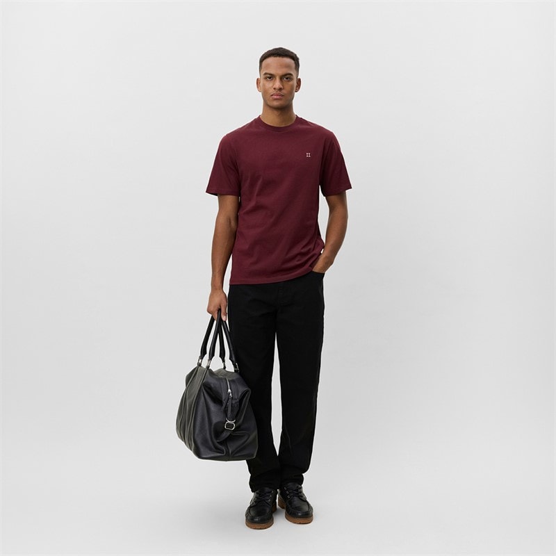 Les Deux Mens Core Contrast T-Shirt Chocolate Truffle Red - Image 4