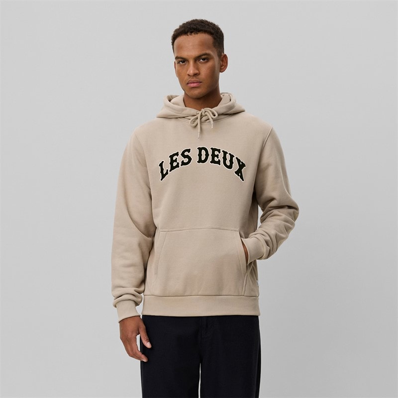Les Deux Mens Brady Western Hoodie Dark Sand - Image 1