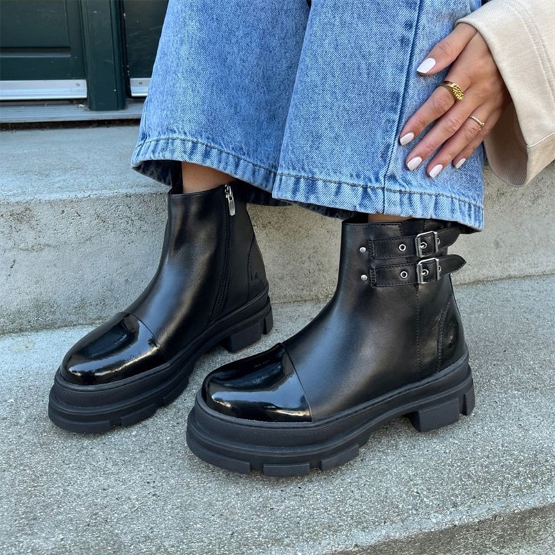 Copenhagen Shoes Womens Follow The Way Boots 038 Black Patent