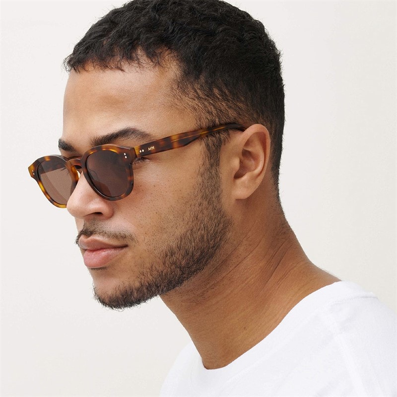 MessyWeekend Bille Sunglasses Tortoise - Image 4