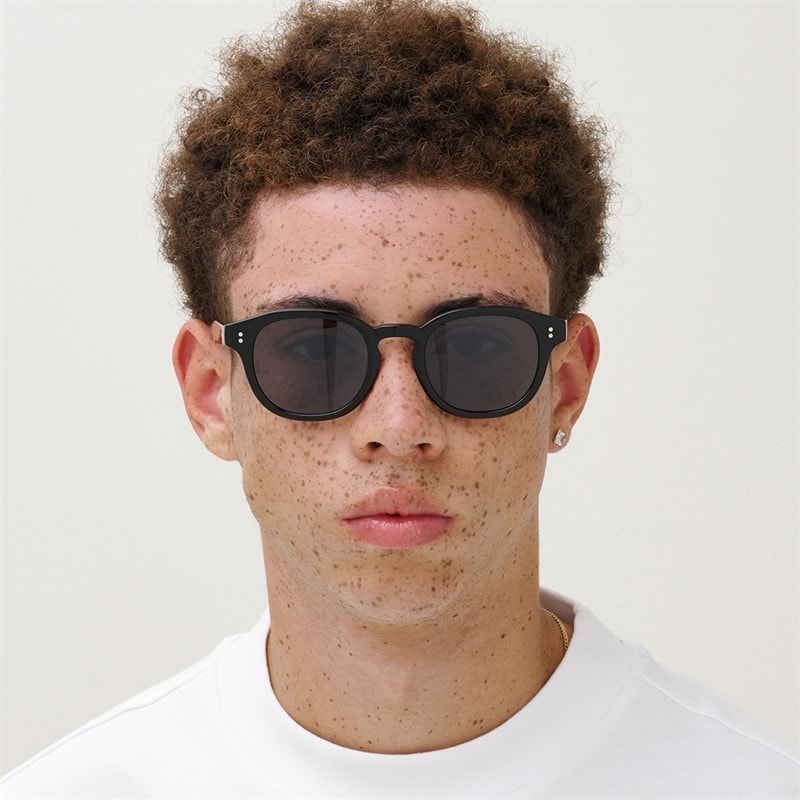 MessyWeekend Bille Sunglasses Black - Image 4