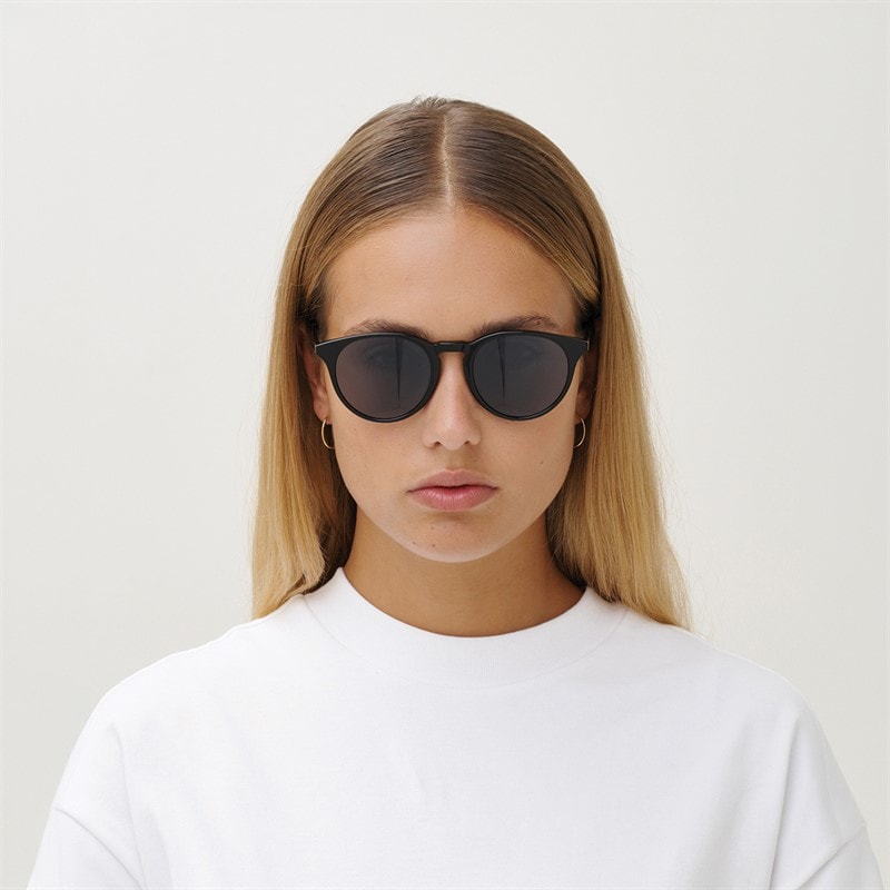 MessyWeekend New Depp Sunglasses Black - Image 4