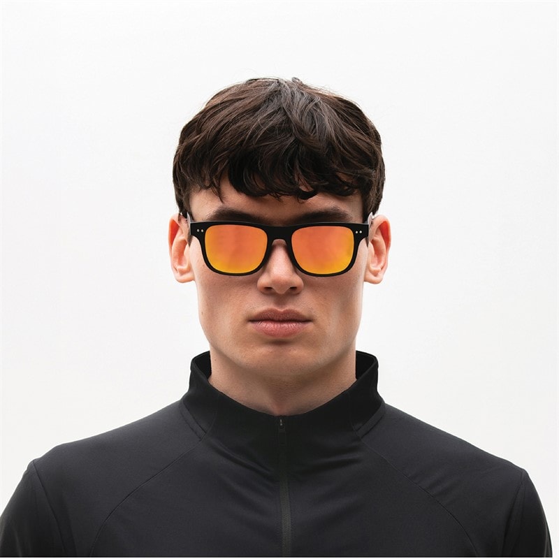 MessyWeekend Tempo Sunglasses Black - Image 4