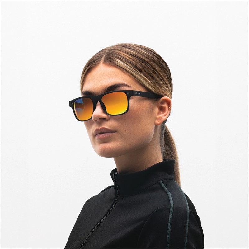 MessyWeekend Tempo Sunglasses Black - Image 5