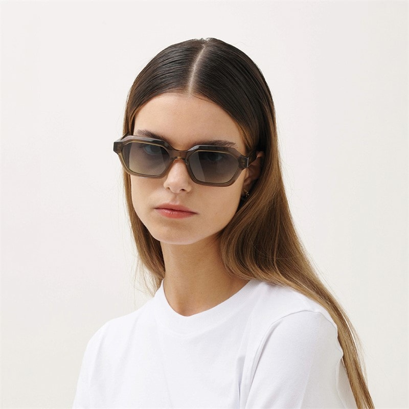 MessyWeekend Anthony Reveal Sunglasses Bottle - Image 5