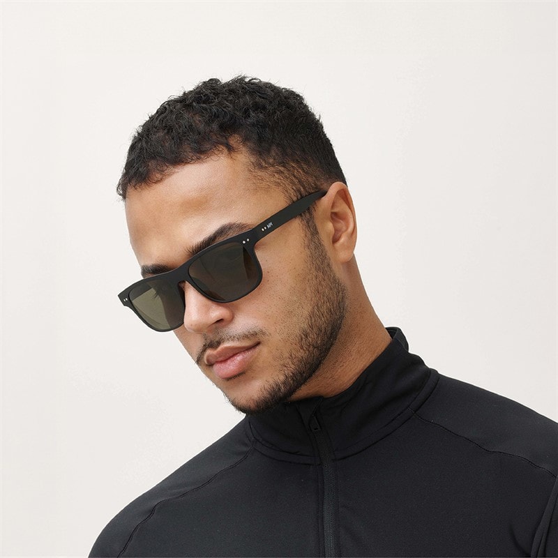MessyWeekend Tempo Sunglasses Black - Image 4