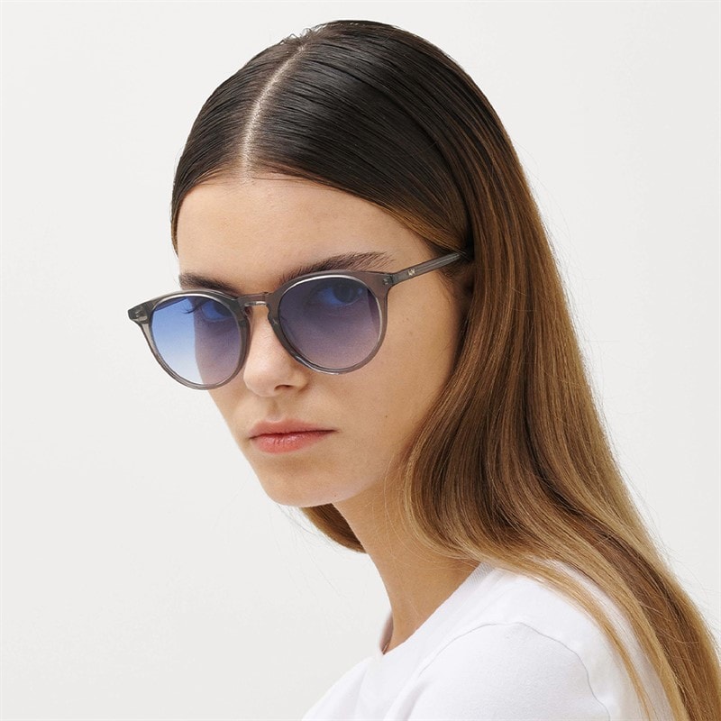 MessyWeekend New Depp Sunglasses Grey Crystal - Image 4