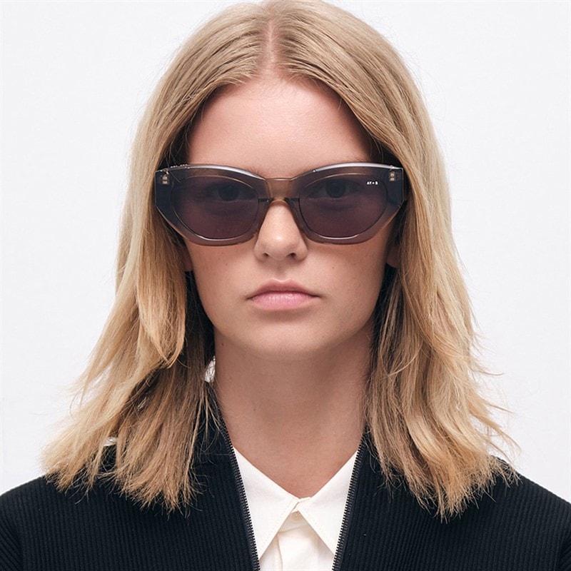 AY Studios Blaze Sunglasses Transparent Oyster - Image 3