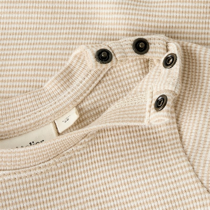 Lil' Atelier Kids Feng Short Sleeve Babygrow Oxford Tan - Image 3