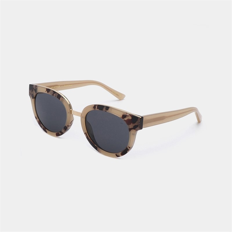 A Kjærbede Jolie Sunglasses Hornet