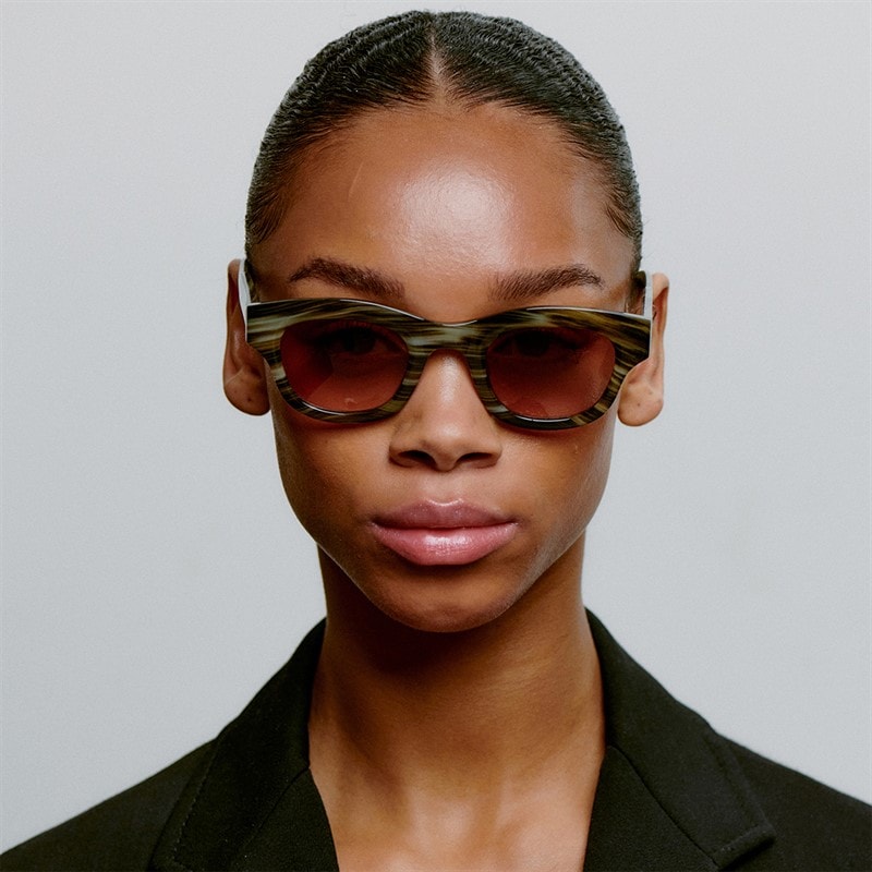 A Kjærbede Lane Sunglasses Striped Horn