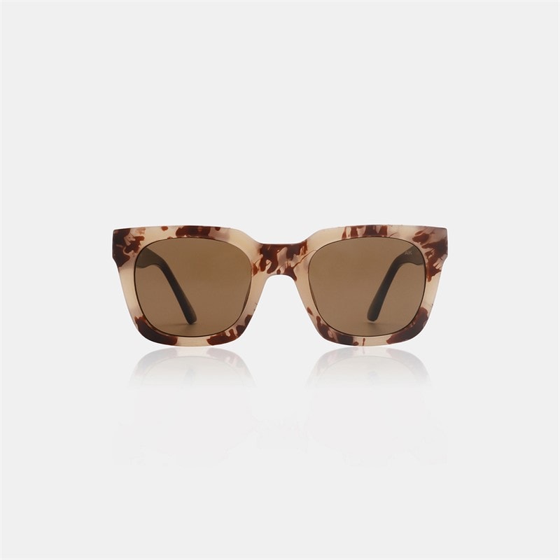 A Kjærbede Nancy Sunglasses Hornet - Image 3