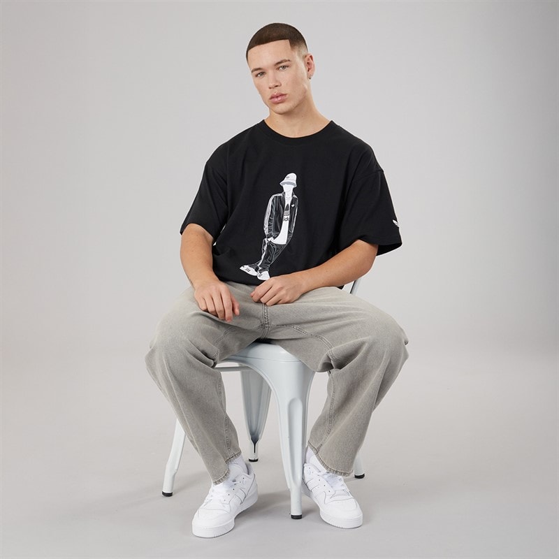 adidas Originals Mens GFX Trefoil Logo T-Shirt Black - Image 4