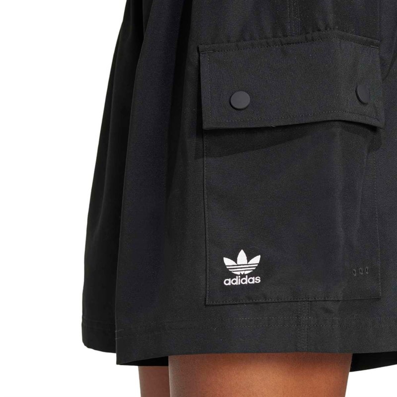 adidas Originals Womens Essentials Woven High Waist Cargo Shorts Black - Image 4