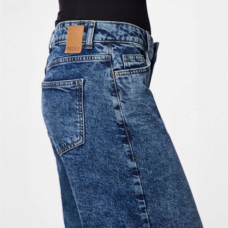 Pieces Womens Selma Wide Leg Jeans Medium Blue Denim - Image 5