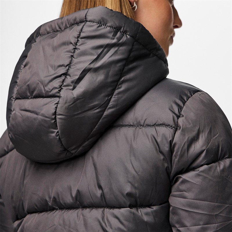 Pieces Womens Janni Short Puffer Jacket Magnet - Image 3