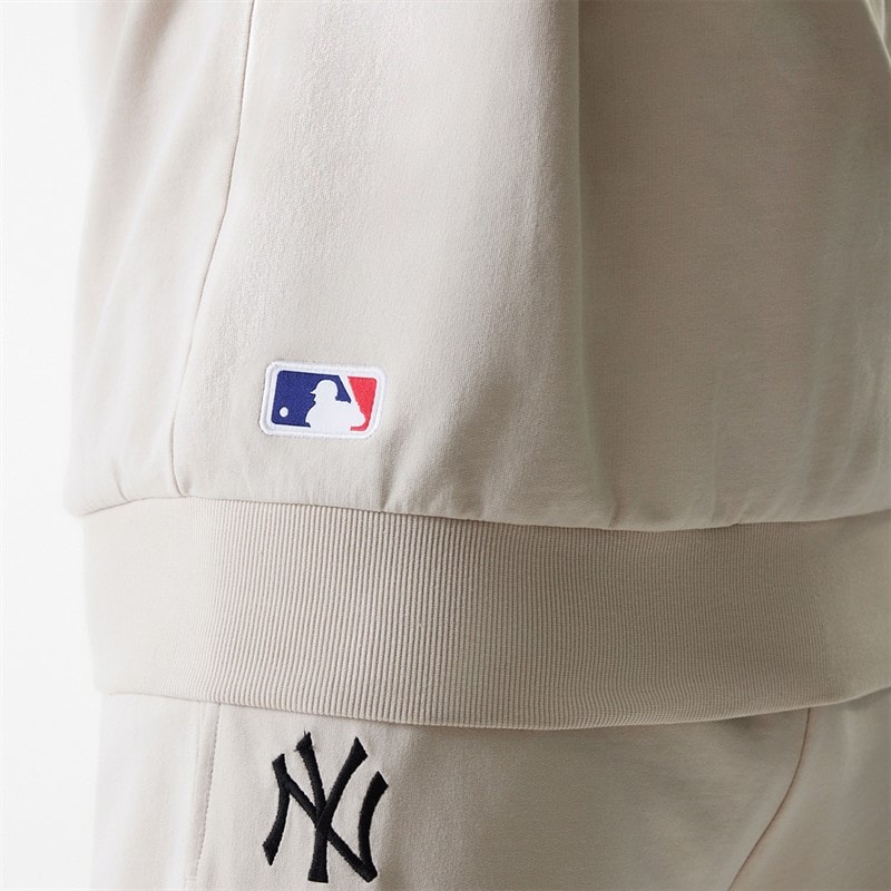 New Era Mens New York Yankees Sweatshirt Light Beige - Image 3