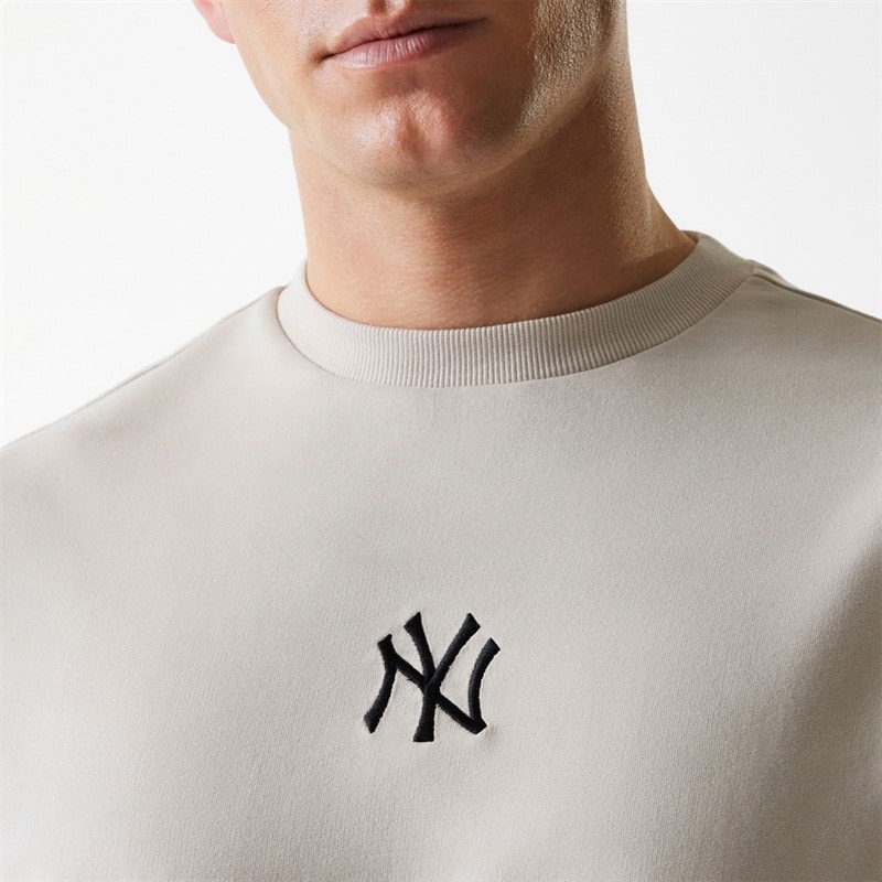 New Era Mens New York Yankees Sweatshirt Light Beige - Image 5
