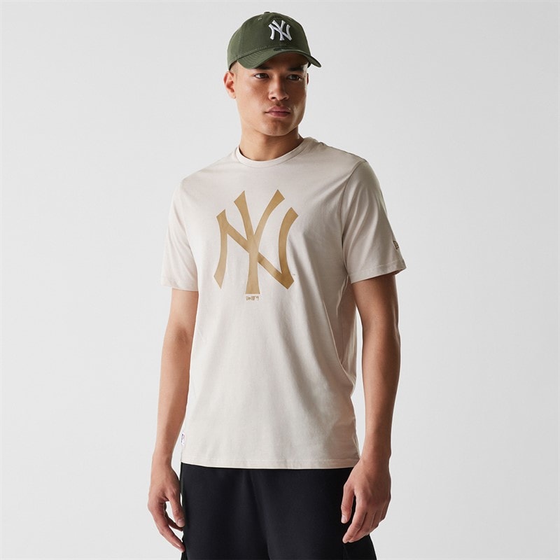 New Era Mens New York Yankees T-Shirt Stone White - Image 1
