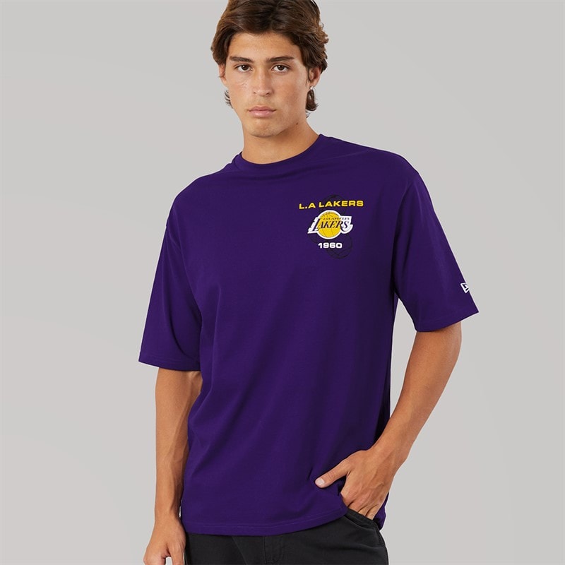 New Era Mens NBA Graphic Los Angeles Lakers T-Shirt Trp - Image 2