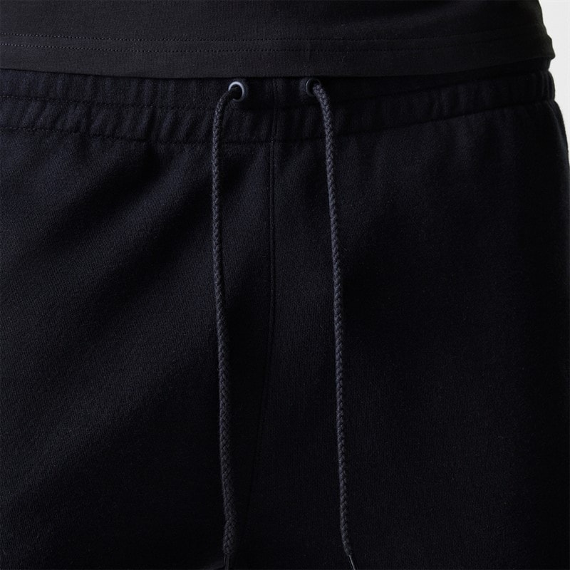 New Era Mens New York Yankees Shorts Black - Image 5