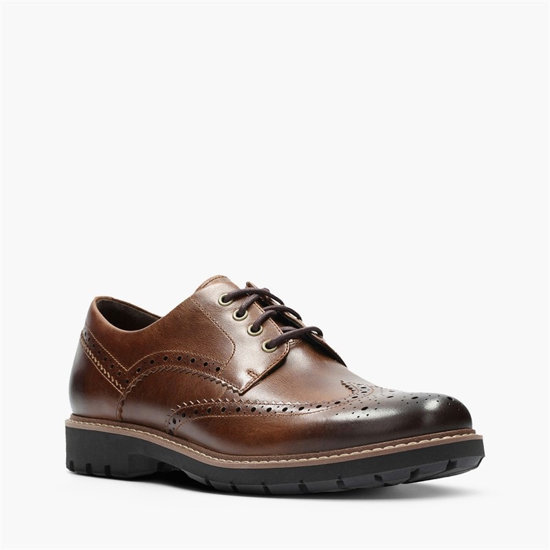 Clarks Mens Batcombe Wing Brogue Shoes Dark Tan Leather - Image 2