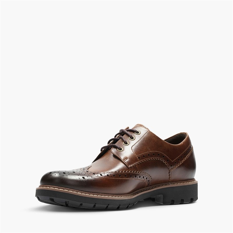 Clarks Mens Batcombe Wing Brogue Shoes Dark Tan Leather - Image 4