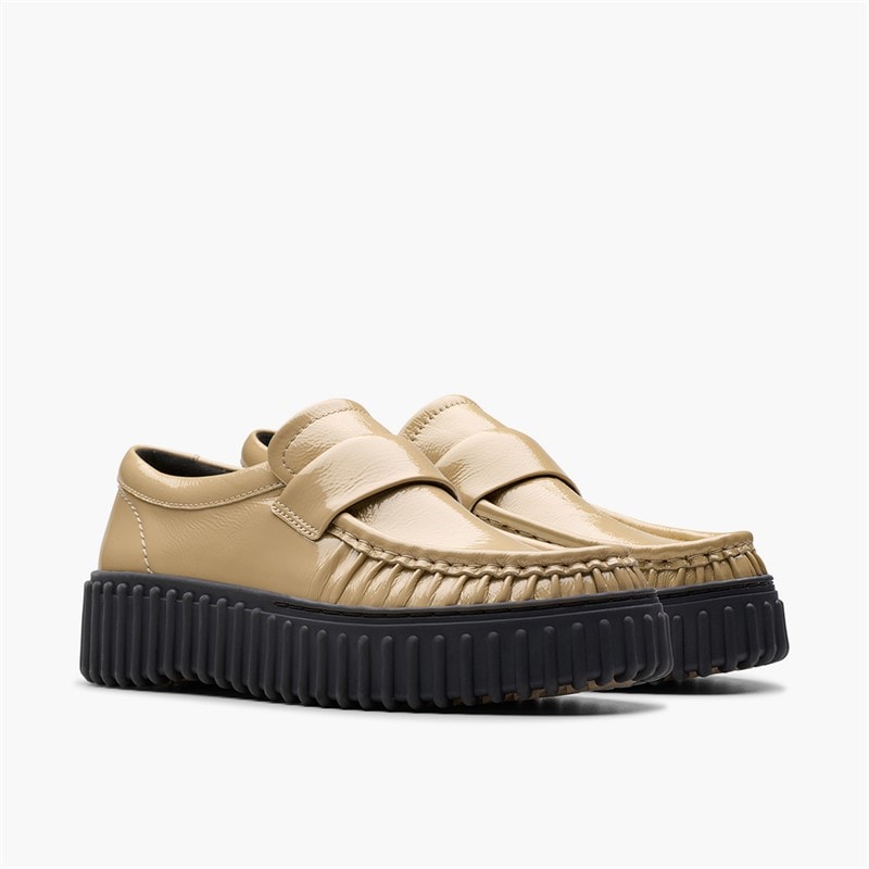 Clarks Womens Torhill Moc Shoes Beige Patent - Image 4