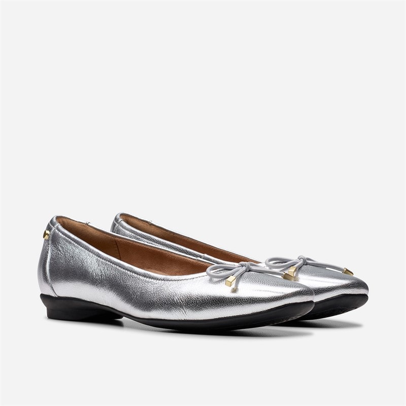 Clarks Womens Candra Light Shoes Silver Metallic - Image 4