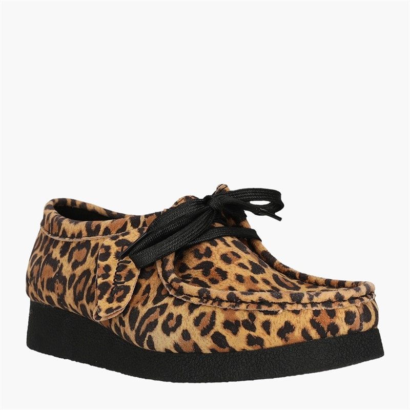 Clarks Womens Premium Wallabee Evosh D Shoes Leopard - Image 2