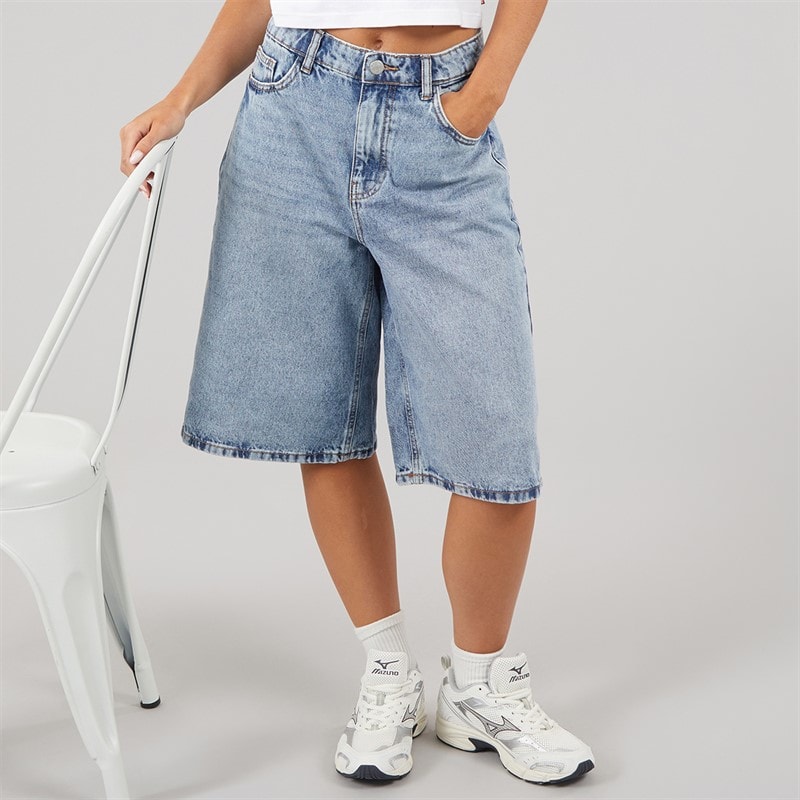 Noisy May Womens Mindie Bermuda Shorts Light Blue Denim - Image 1