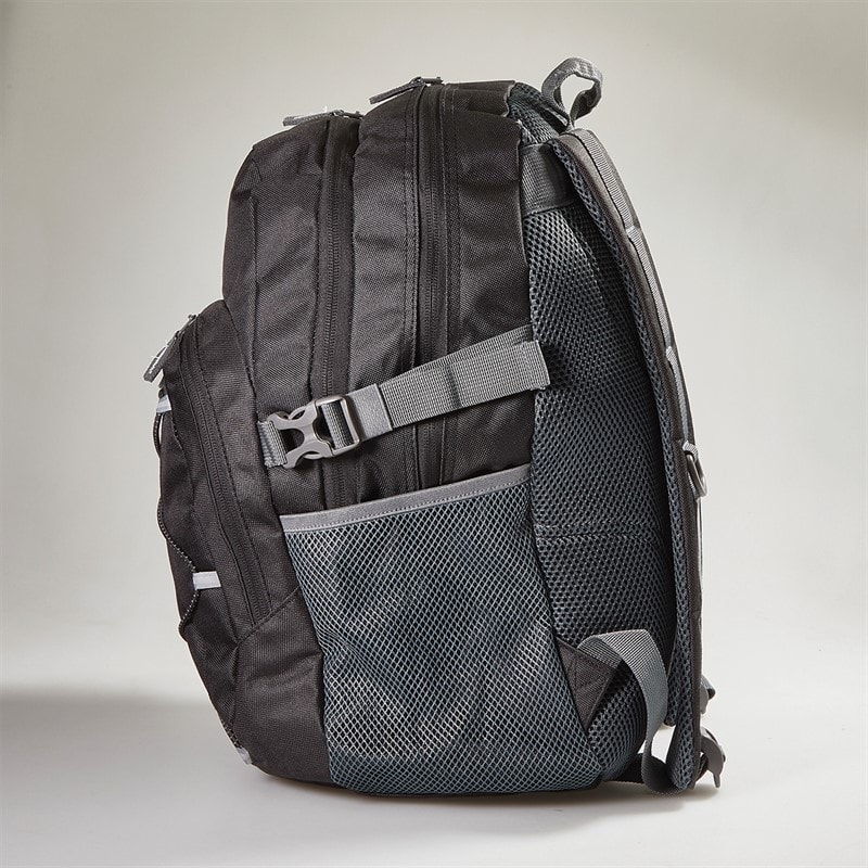 Trespass Albus 30L Rucksack Black/Black - Image 4