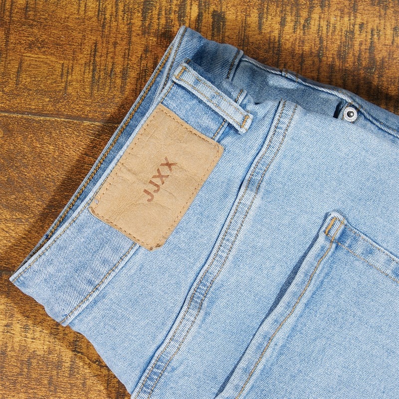 JJXX Womens Lisbon High Waist Mom Jeans Light Blue Denim - Image 3