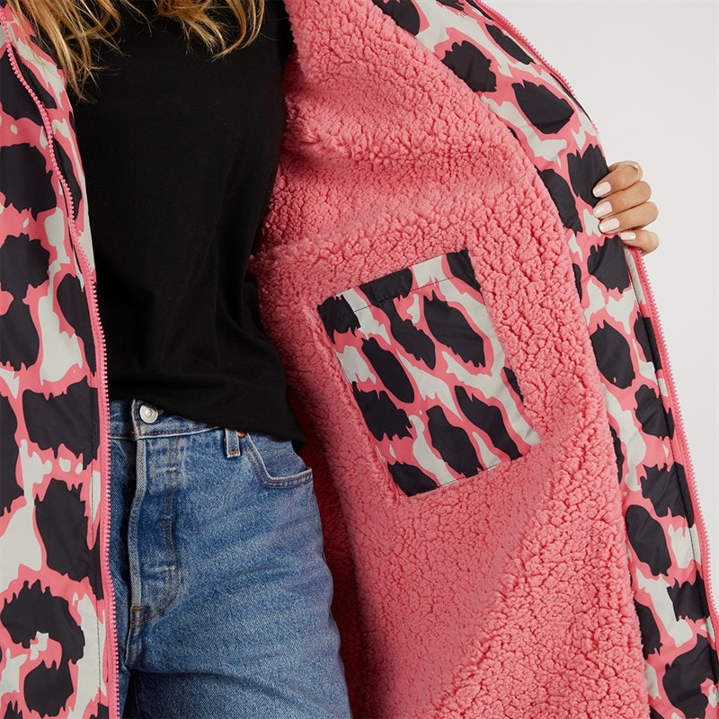Lagooners Womens Newby Waterproof Changing Robe Leopard - Image 3