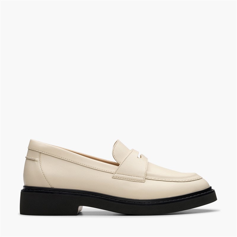 Clarks Womens Splend Edge Loafers Cream Leather